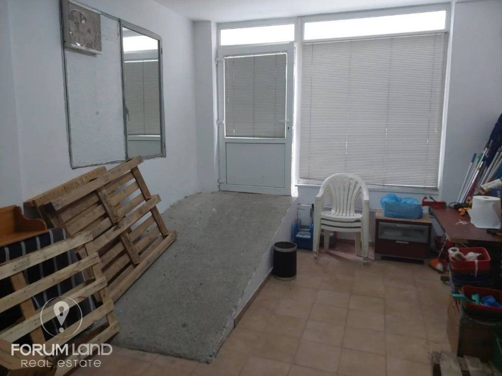 Forumland Real Estate, ράμπα εκφόρτωσης