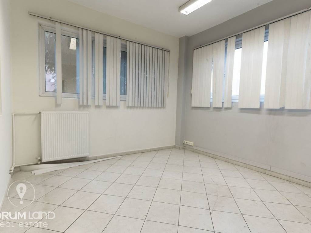 Forumland Real Estate, Εσωτερική όψη