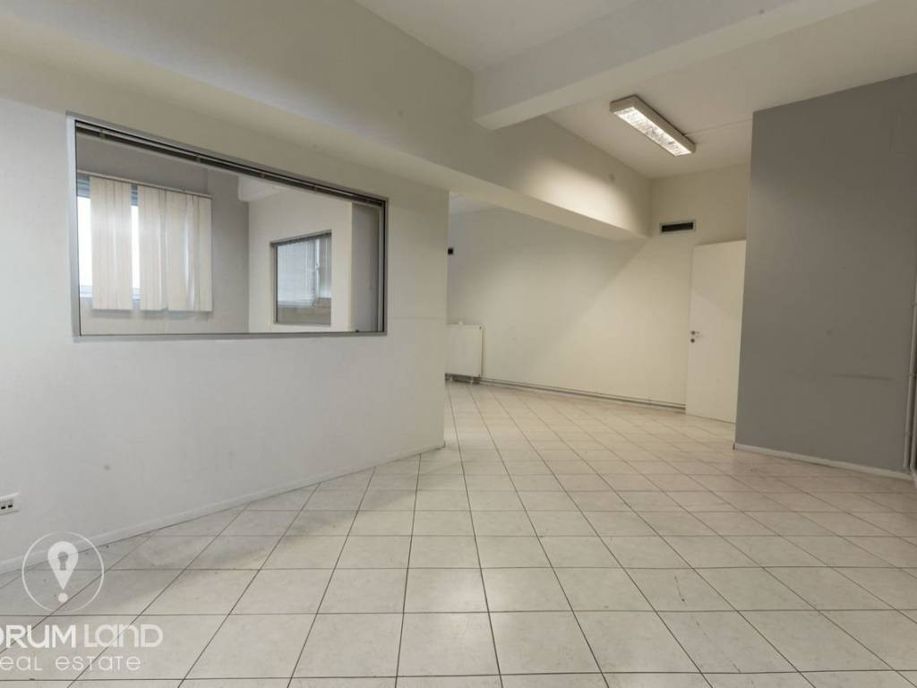 Forumland Real Estate, Εσωτερική όψη