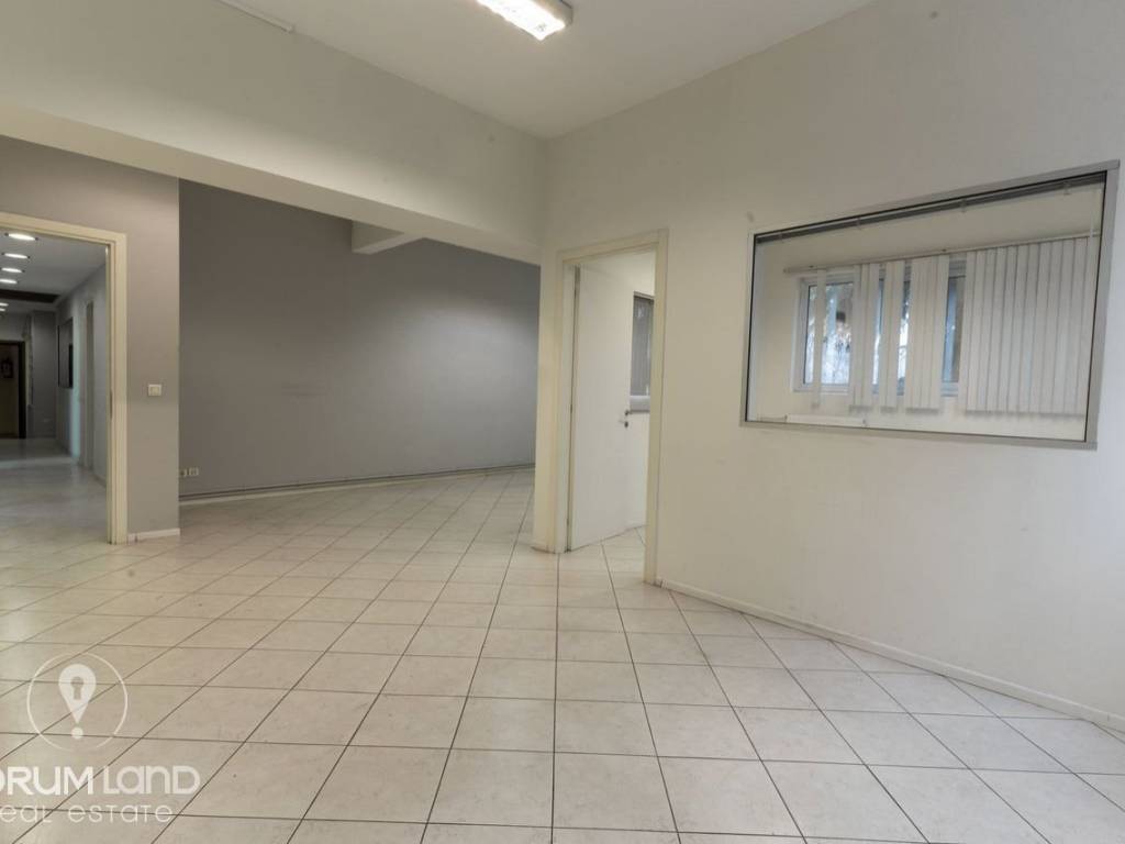 Forumland Real Estate, Εσωτερική όψη