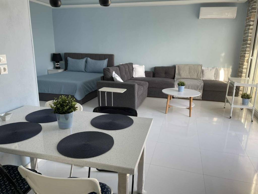 ΣΑΛΟΝΙ-ΥΠΝΟΔΩΜΑΤΙΟ