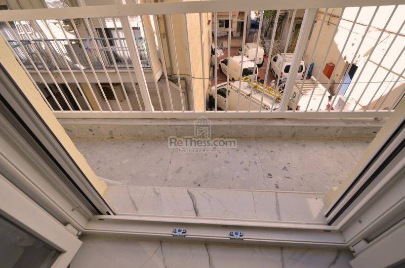 Θέα από μπαλκόνι