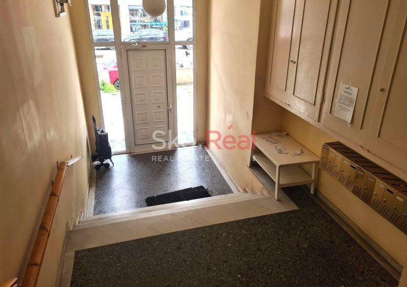 Είσοδος οικοδομής