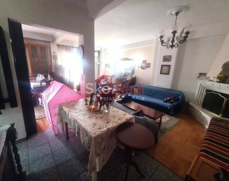 Σαλοκουζίνα