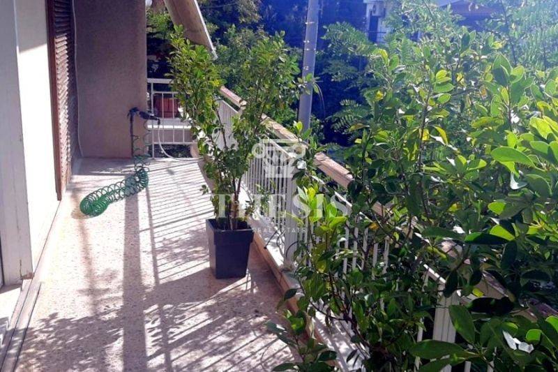 Θέα από μπαλκόνι