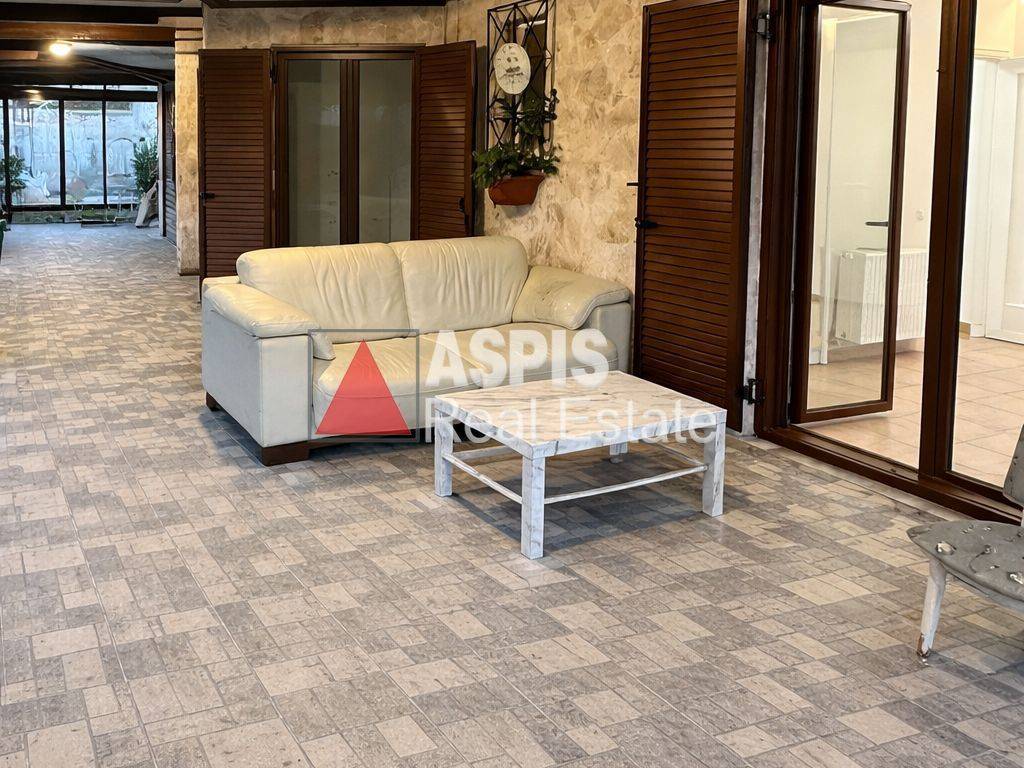 Εσωτερικοι χώροι