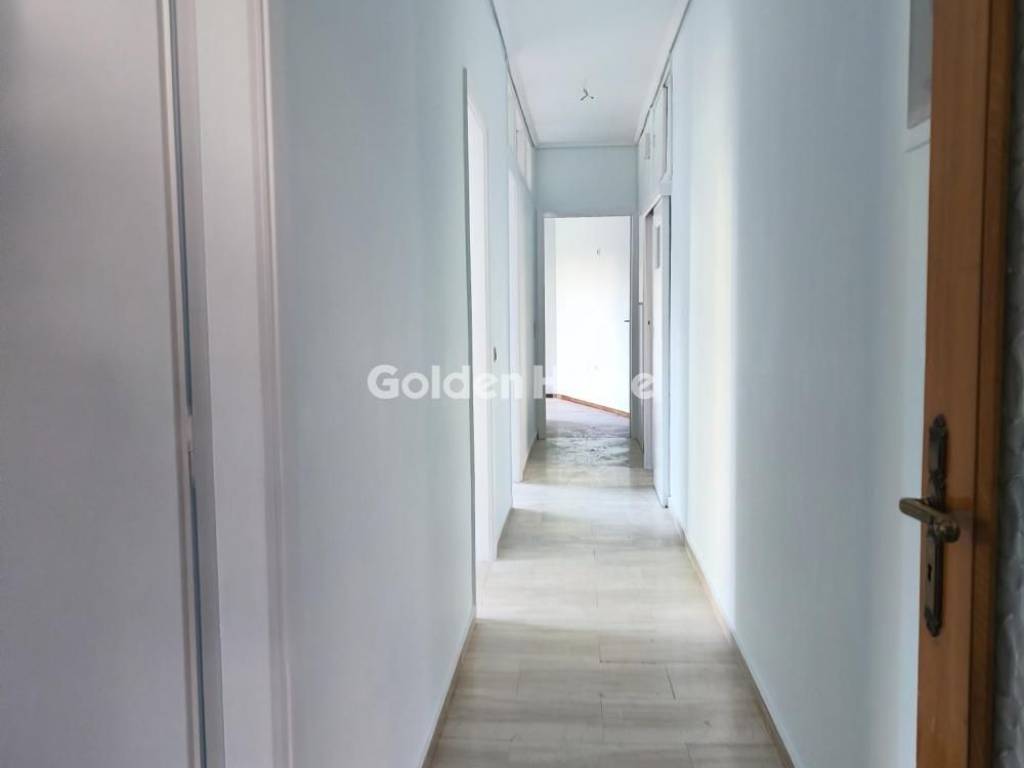 Χολ - Διάδρομος