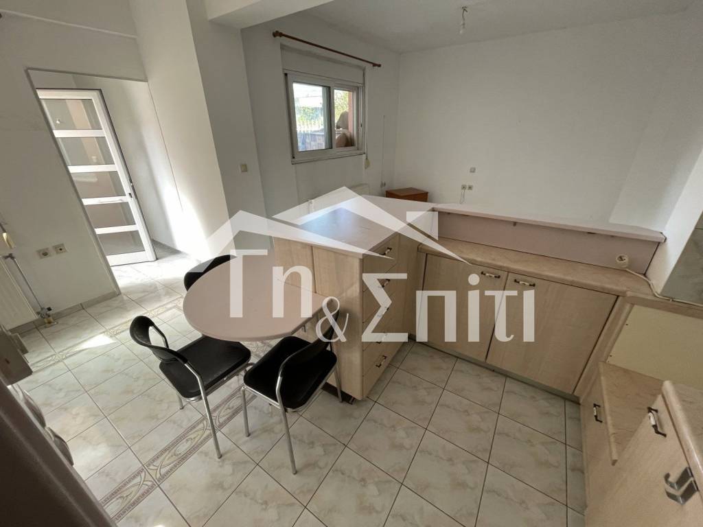 Σαλοκουζίνα