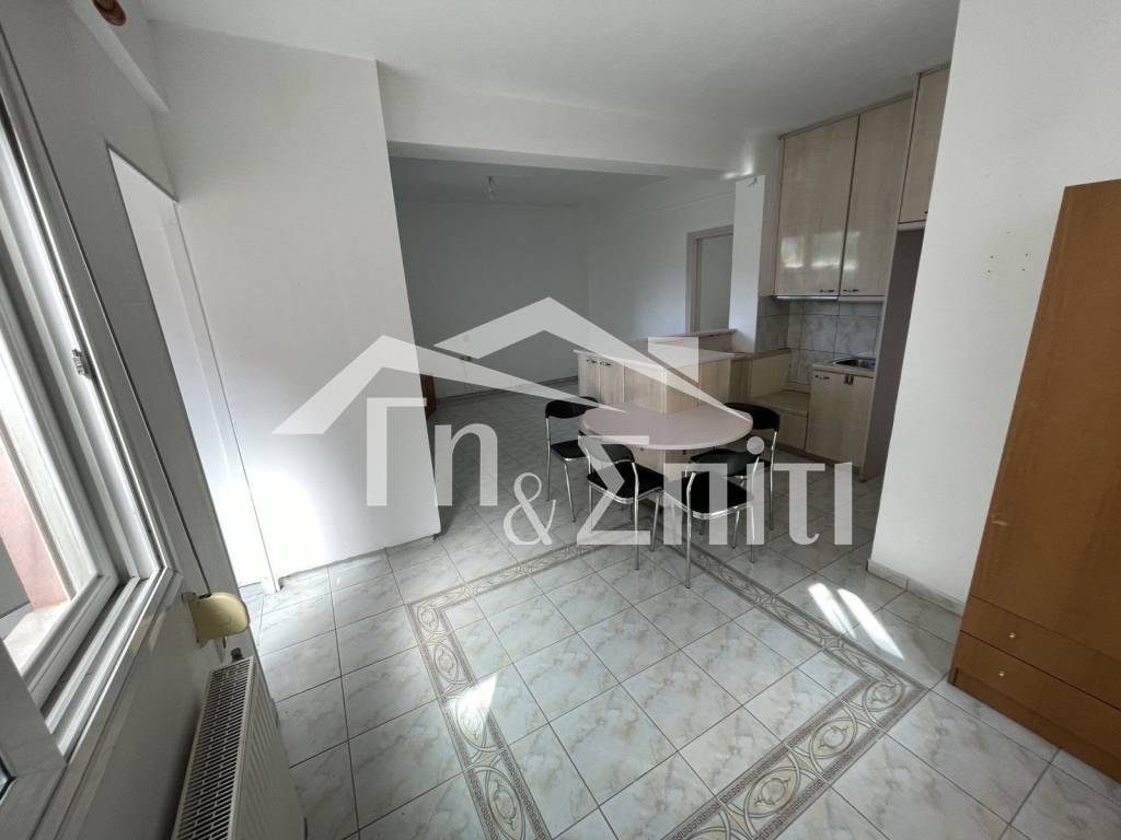 Σαλοκουζίνα