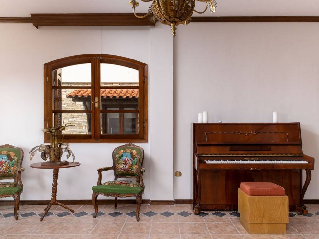 Εσωτερικοι χώροι