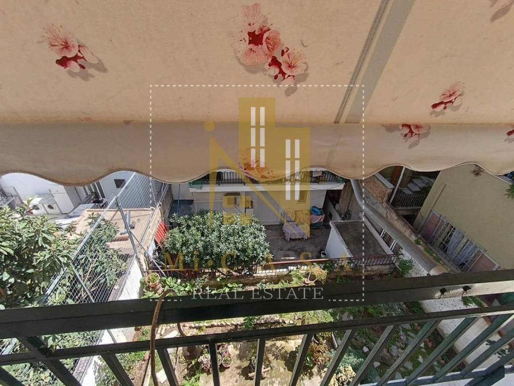 Θέα από μπαλκόνι