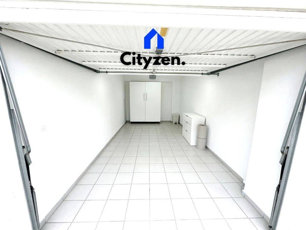 ΚΛΕΙΣΤΟ ΓΚΑΡΑΖ