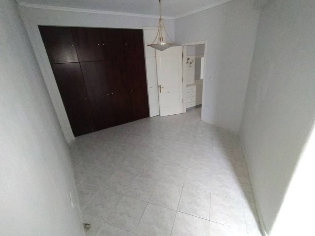 ANYPLACE MESITIKES YPERESIES