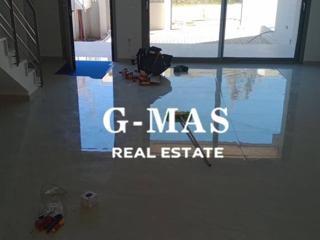 ΑΝΕΤΟ ΣΑΛΟΝΙ &amp; ΤΡΑΠΕΖΑΡΙΑ