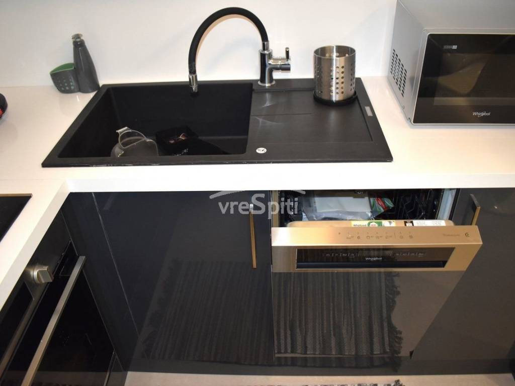 ΑΠΟΨΗ ΚΟΥΖΙΝΑΣ