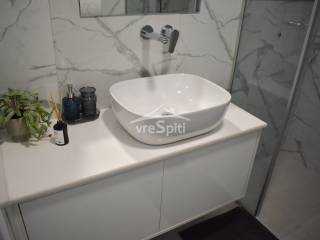 ΑΠΟΨΗ ΛΟΥΤΡΟΥ