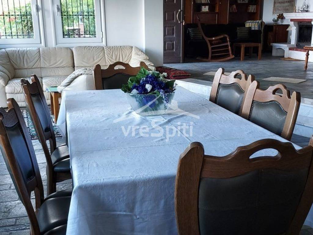 ΑΠΟΨΗ ΑΚΙΝΗΤΟΥ