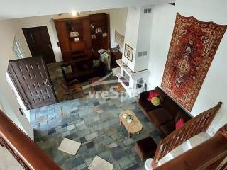 ΑΠΟΨΗ ΑΚΙΝΗΤΟΥ