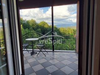 ΑΠΟΨΗ ΑΚΙΝΗΤΟΥ