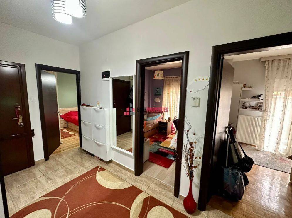 ΣΑΛΟΚΟΥΖΙΝΑ