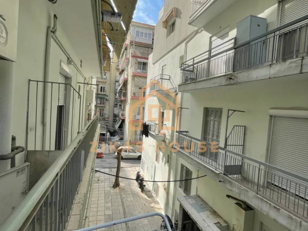 Θέα από μπαλκόνι