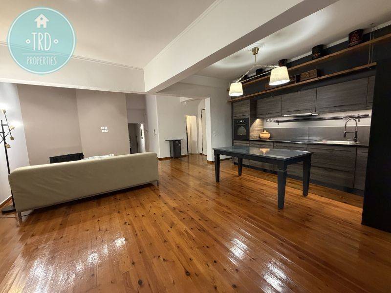 Σαλοκουζίνα