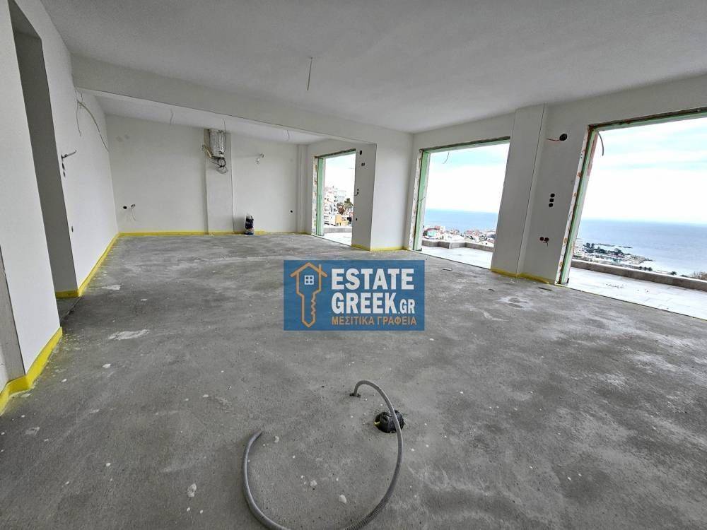 ★ Θέα θάλασσα ★ 4 υπνοδωμάτια + 4 μπάνια ★ Με ατομικό ασανσέρ ★