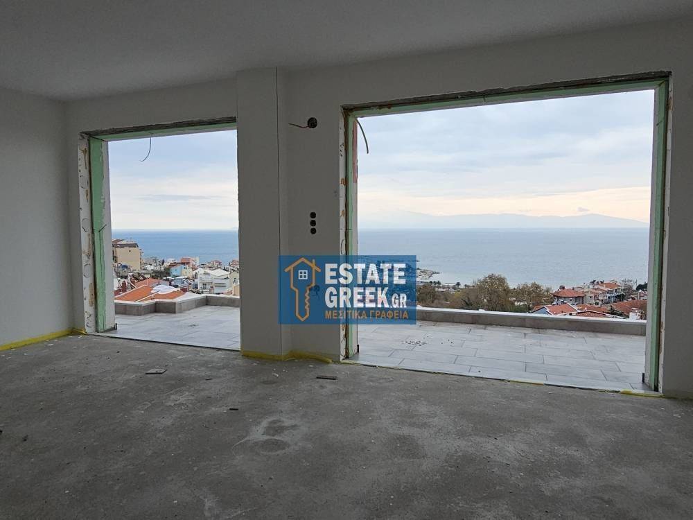 ★ Θέα θάλασσα ★ 4 υπνοδωμάτια + 4 μπάνια ★ Με ατομικό ασανσέρ ★