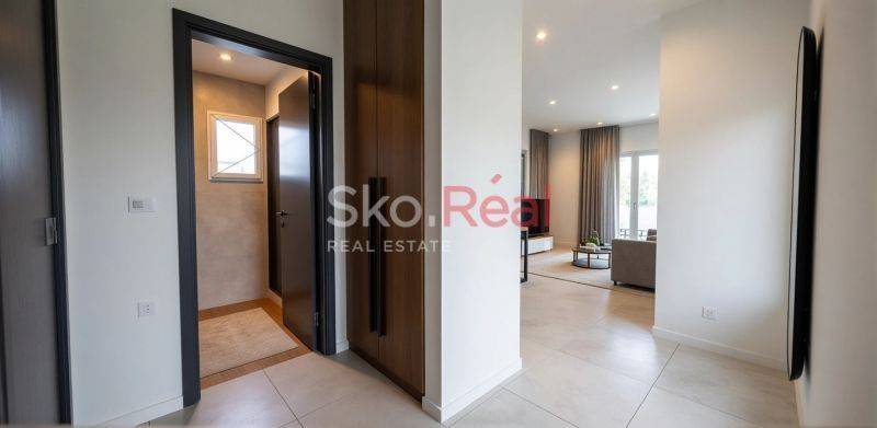 ΦΩΤΟΡΕΑΛΙΣΤΙΚΑ