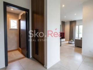 ΦΩΤΟΡΕΑΛΙΣΤΙΚΑ