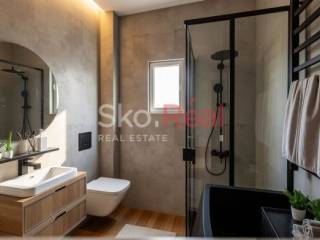 ΦΩΤΟΡΕΑΛΙΣΤΙΚΑ