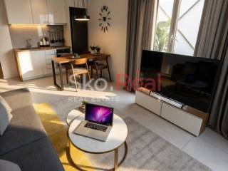 ΦΩΤΟΡΕΑΛΙΣΤΙΚΑ