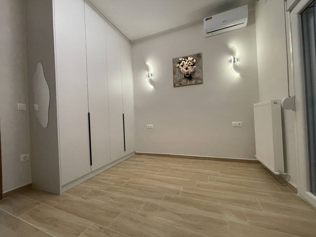 Εντοιχιζόμενη ντουλάπα στο υπνοδωμάτιο