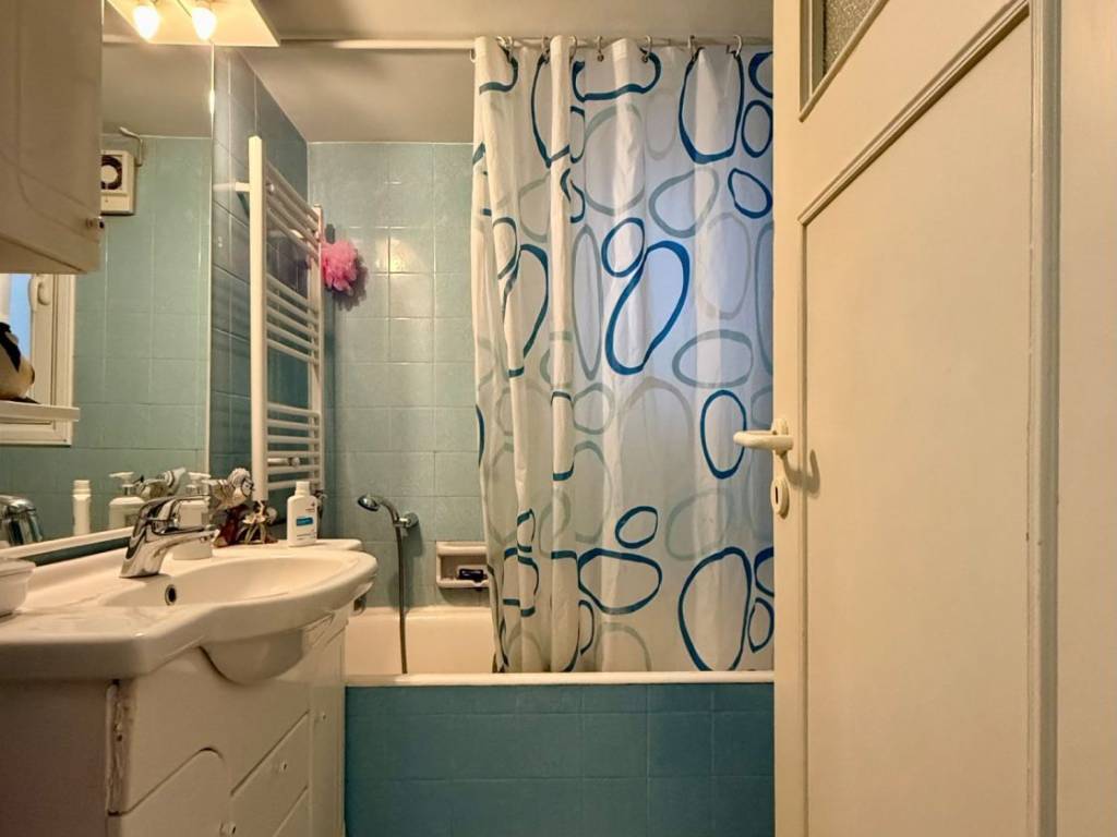 pagkrati_center_residential_apartment_for_sale