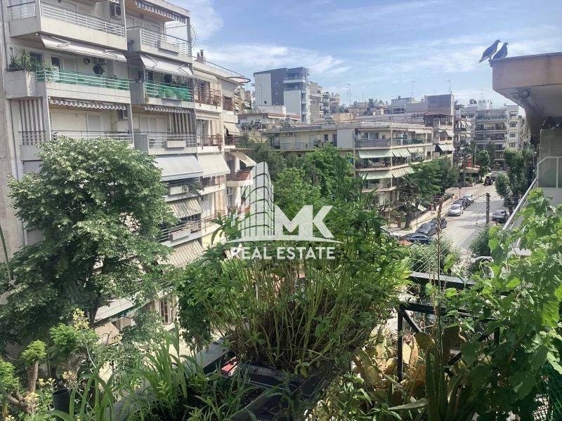 Θέα από μπαλκόνι