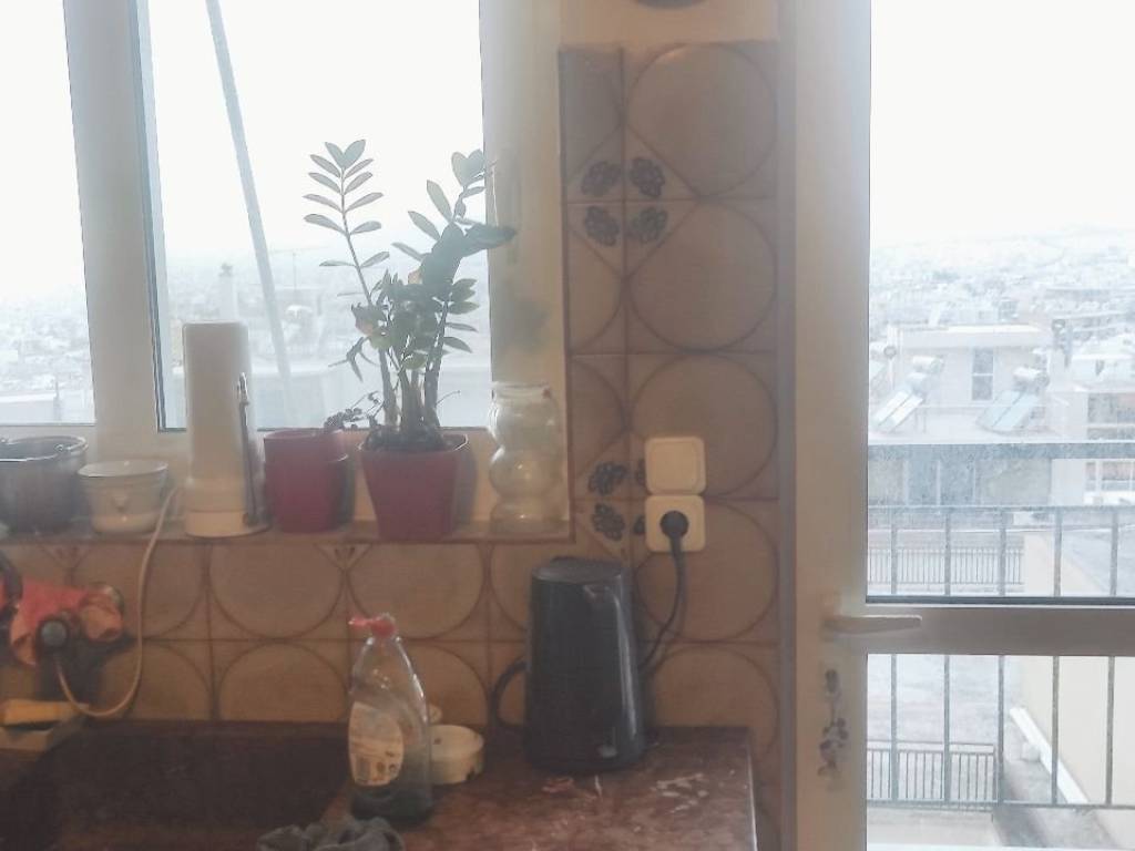 THEA THALASSA AKROPOLE APO KOYZINA