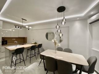 Forumland Real Estate, Τραπεζαρία