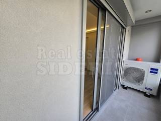 EISODOS SALONI KOYZINA