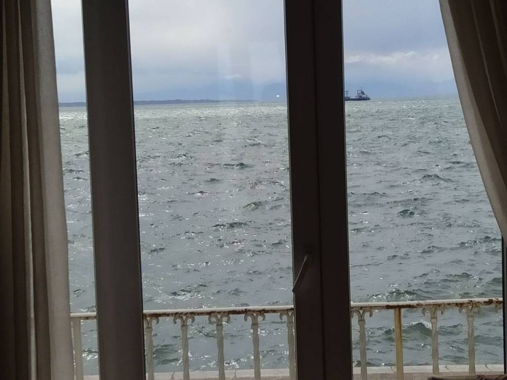 ANYPLACE MESITIKES YPERESIES