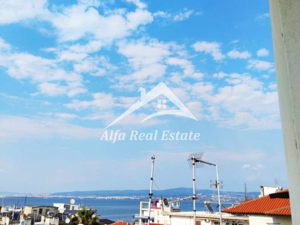 Θέα από μπαλκόνι