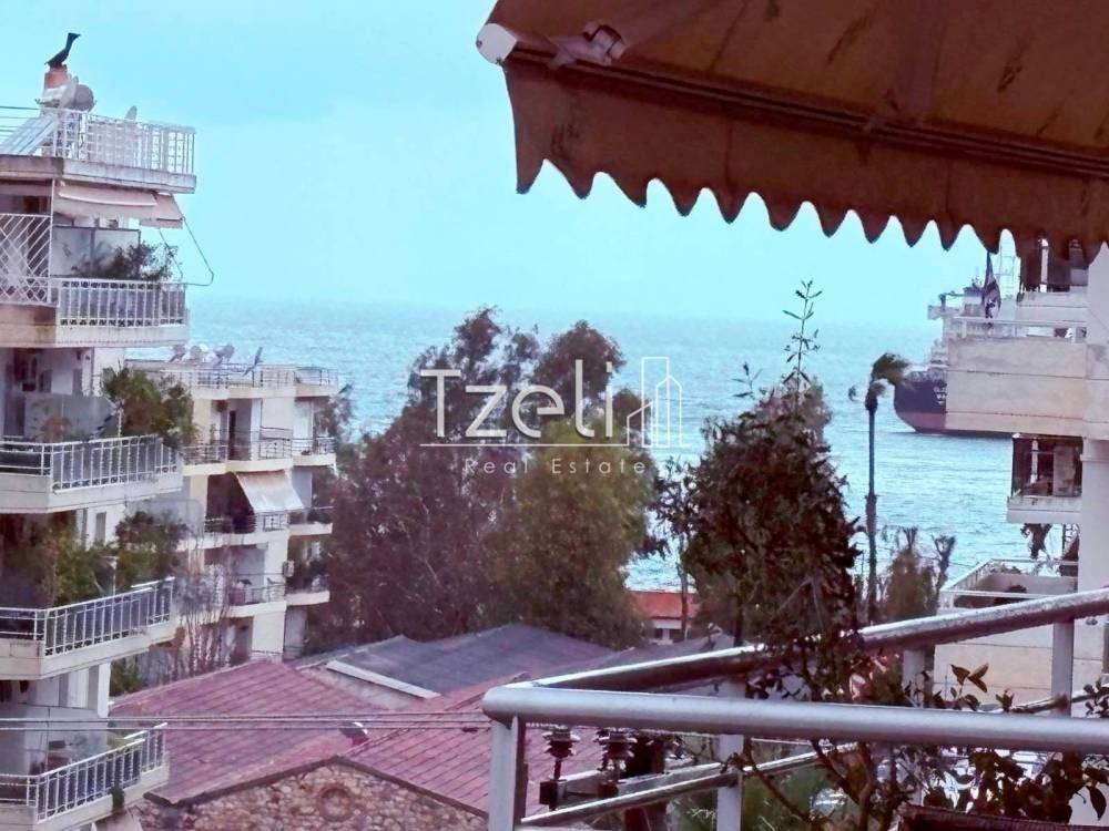 Θέα απο μπαλκόνι