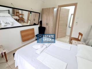 Ενοικιάζεται μερικώς ανακαινισμένη Γκαρσονιέρα 50τ.μ