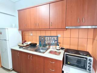 Ενοικιάζεται μερικώς ανακαινισμένη Γκαρσονιέρα 50τ.μ