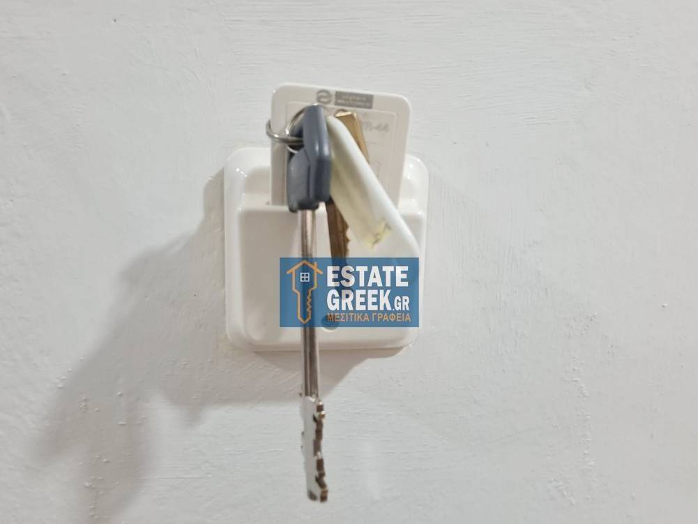 Ενοικιάζεται μερικώς ανακαινισμένη Γκαρσονιέρα 50τ.μ