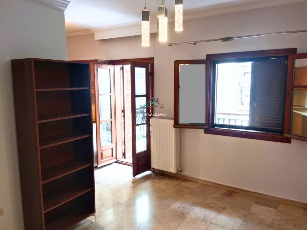 Σαλοκουζίνα