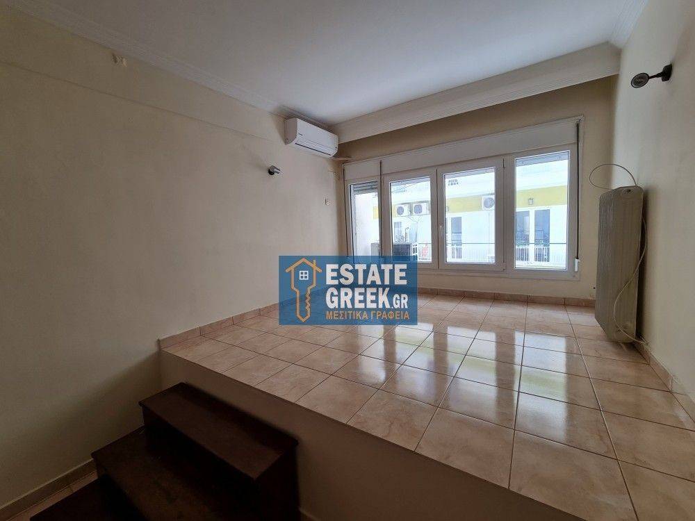 ★ ΑΝΑΚΑΙΝΙΣΜΕΝΟ ★ Φοιτητική γειτονιά ★