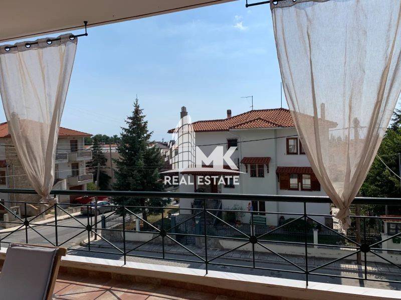 Θέα από μπαλκόνι