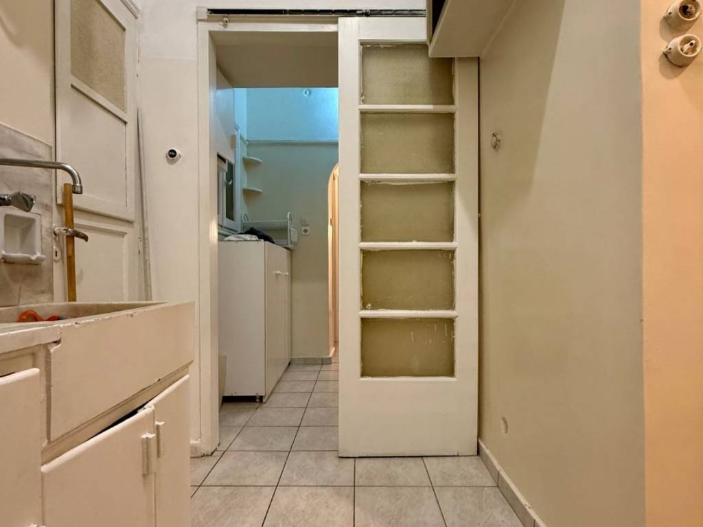 ag._meletiou-_viktorias_sq.-_marni_commercial_office_for_rent