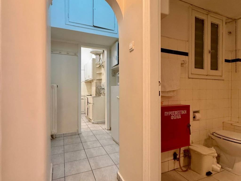 ag._meletiou-_viktorias_sq.-_marni_commercial_office_for_rent