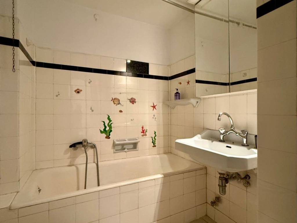 ag._meletiou-_viktorias_sq.-_marni_commercial_office_for_rent